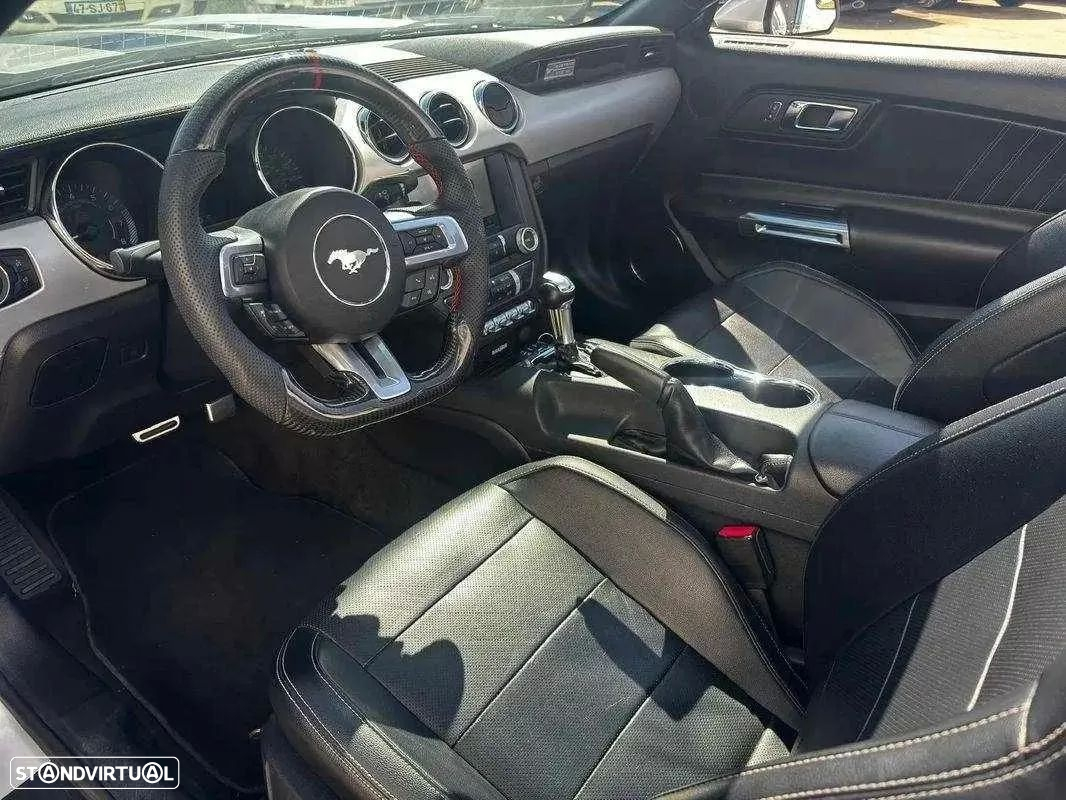 Ford Mustang Cabrio 2.3 Eco Boost - 12