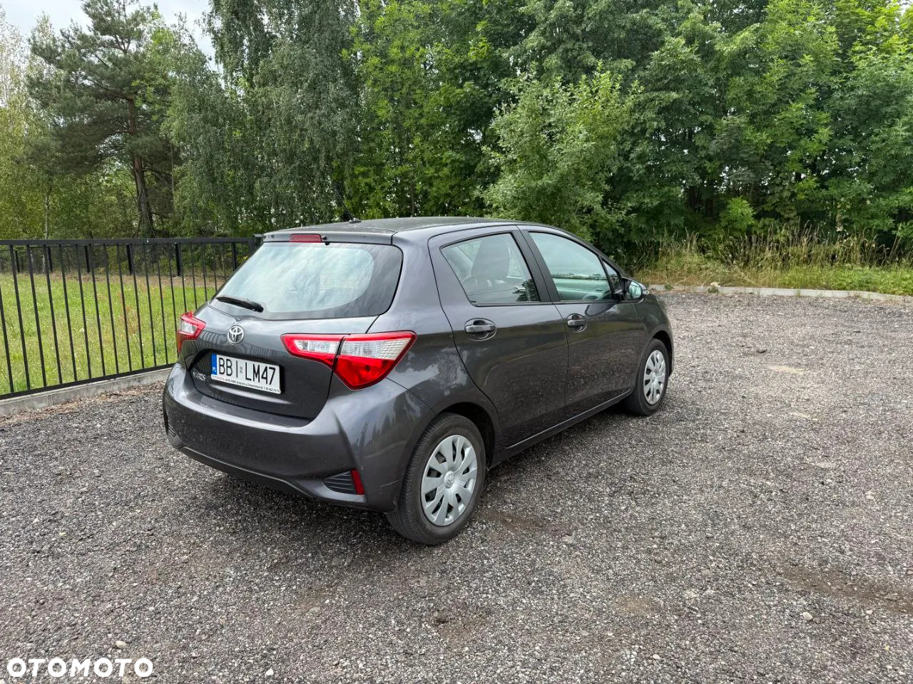 Toyota Yaris - 6