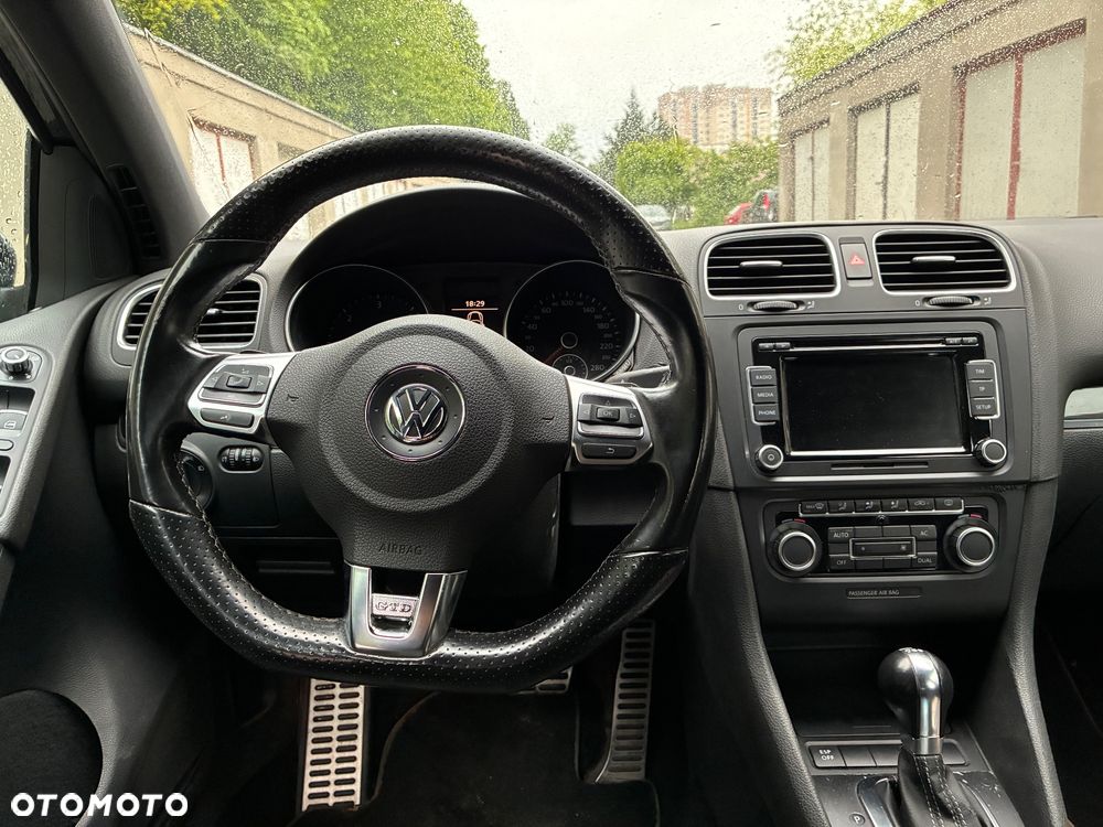 Volkswagen Golf 2.0 TDI DPF DSG GTD - 8