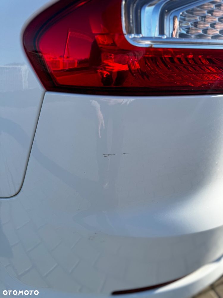 Ford Mondeo - 10