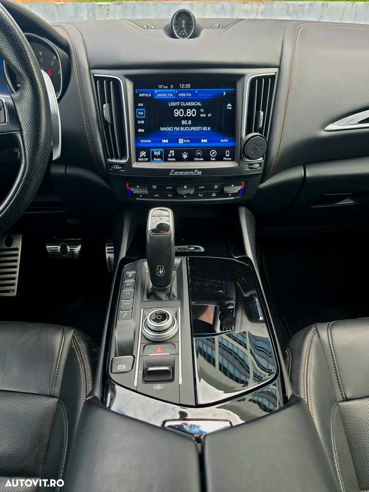 Maserati Levante - 18