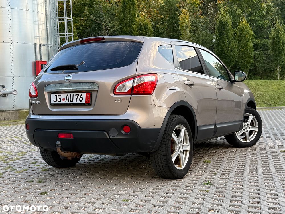 Nissan Qashqai - 12