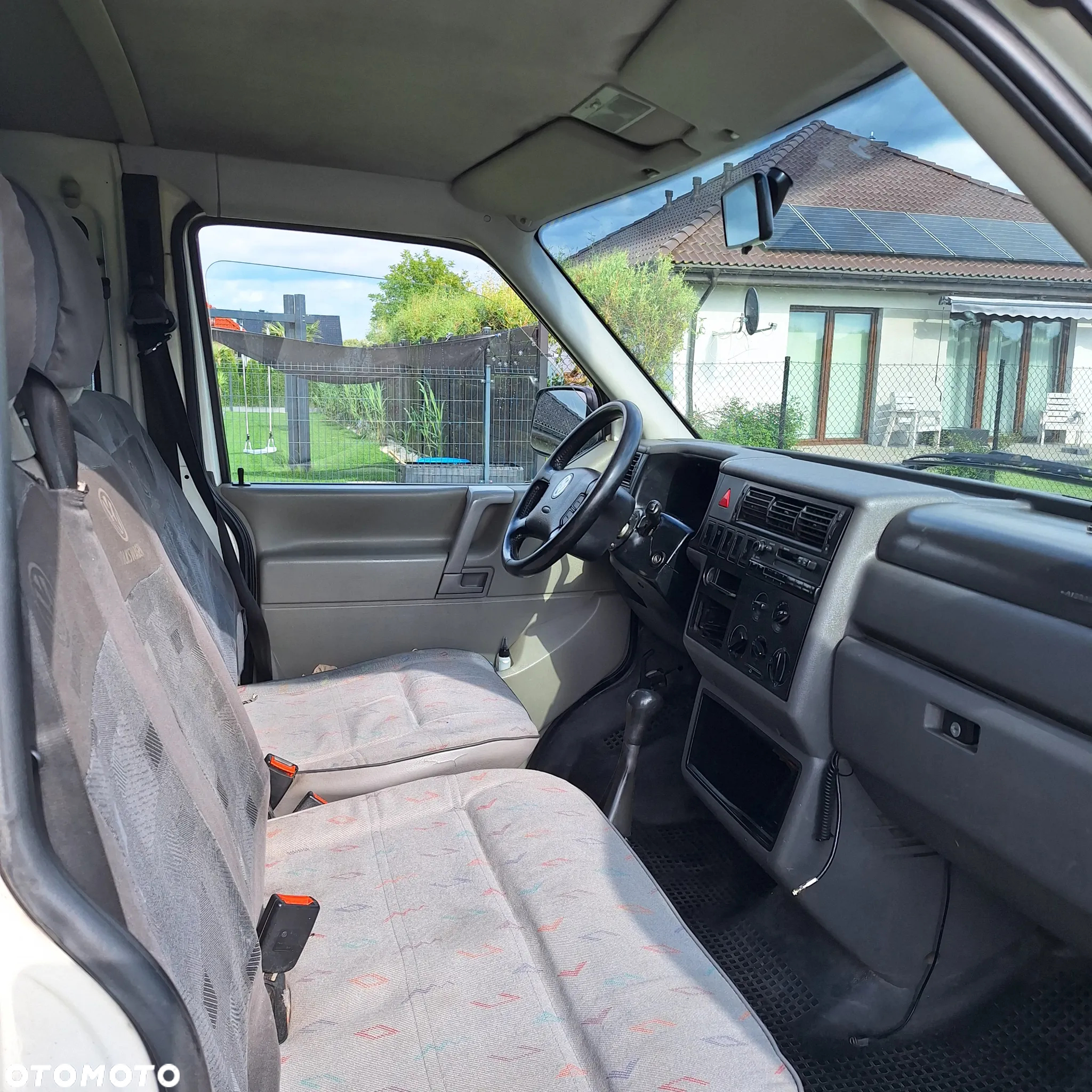 Volkswagen Caravelle TDI GL - 9