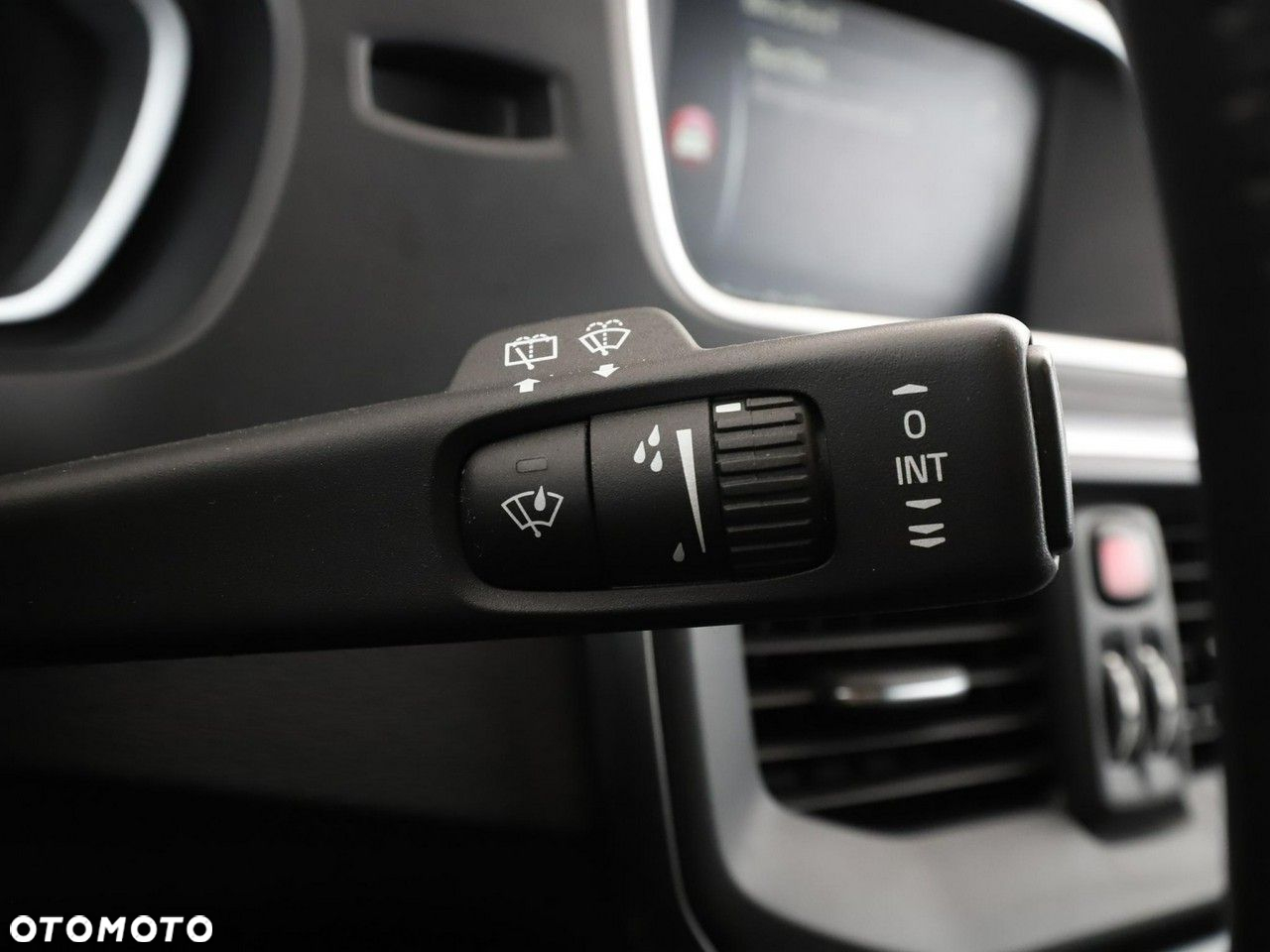 Volvo V40 T2 You - 31