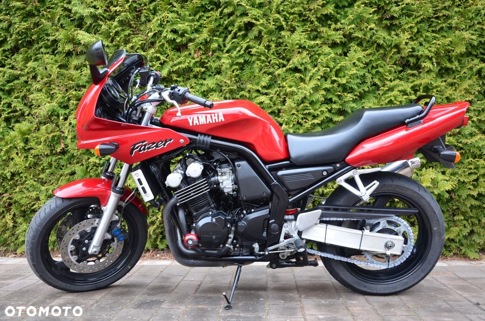 Yamaha FZS - 1
