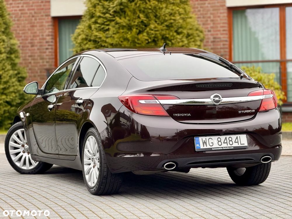 Opel Insignia 2.0 Bi Turbo CDTI 4x4 - 17