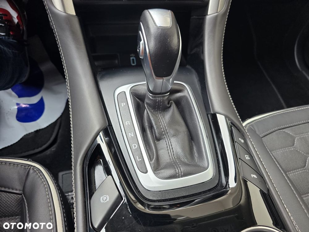 Ford Mondeo - 14