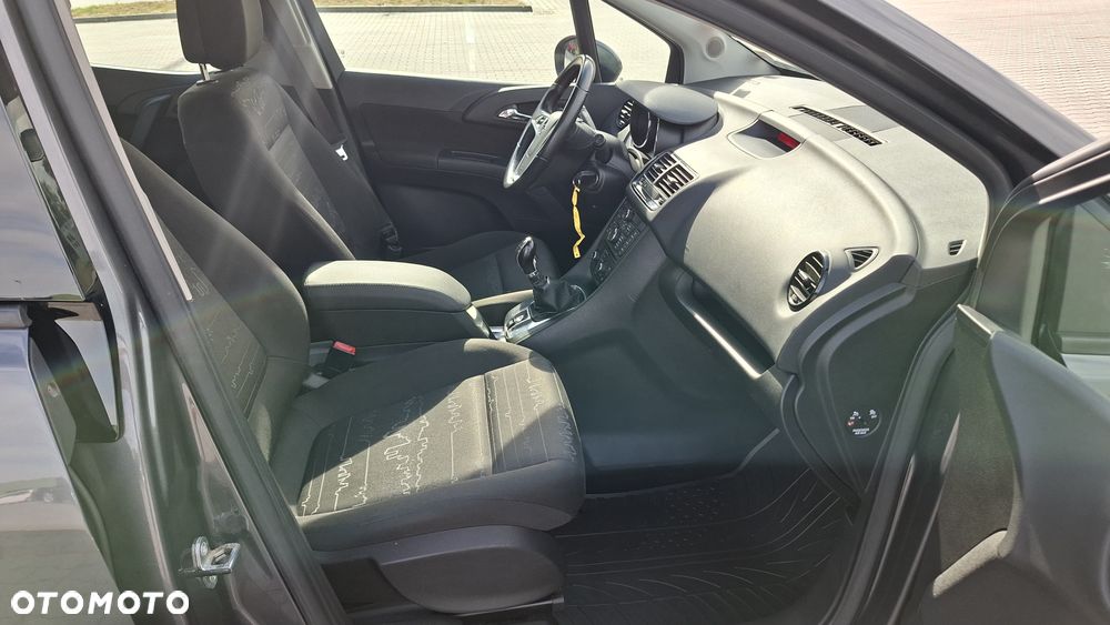 Opel Meriva - 9