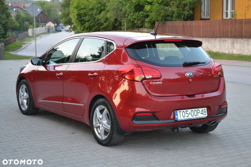 Kia Ceed 1.6 GDI Platinum Edition - 2