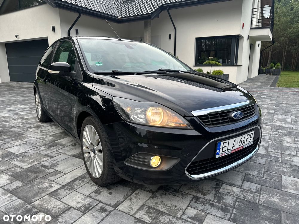 Ford Focus 2.0 16V Titanium - 24