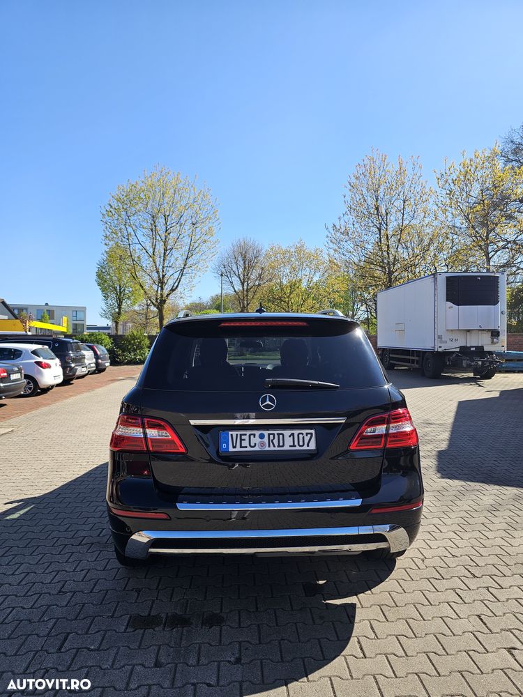 Mercedes-Benz ML - 6