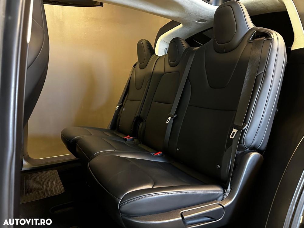 Tesla Model X Long Range - 23
