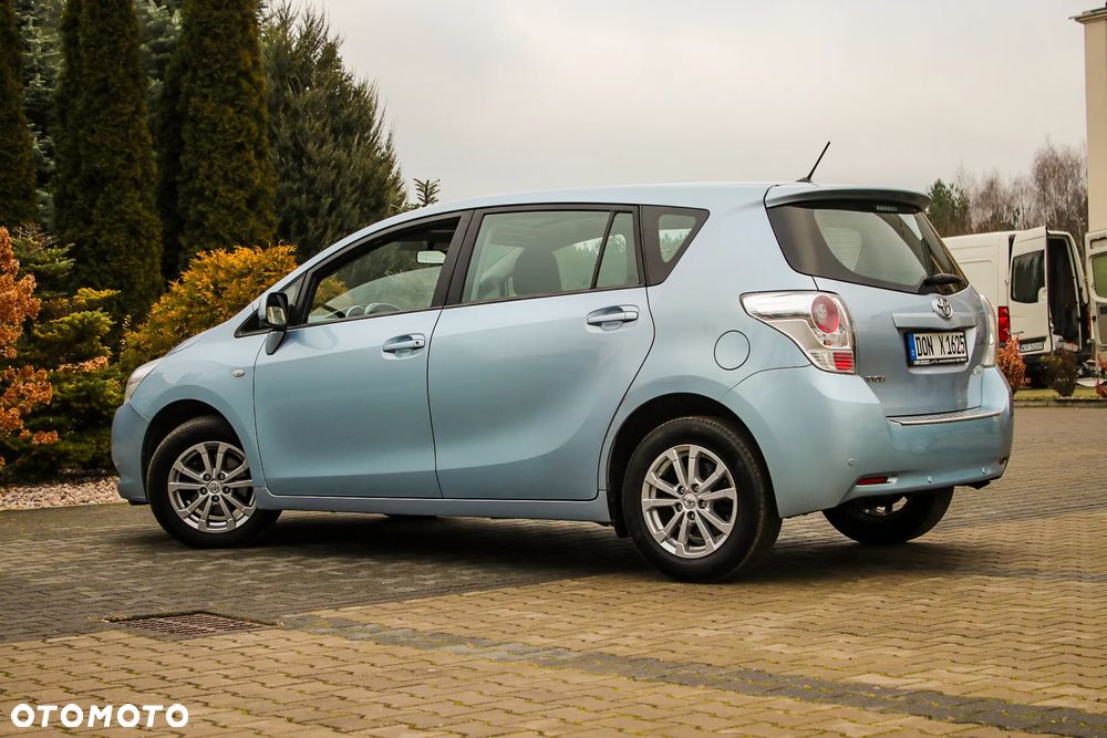 Toyota Verso 2.0 D-4D Executive - 6