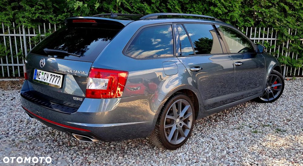 Skoda Octavia 2.0 TDI RS DSG - 3