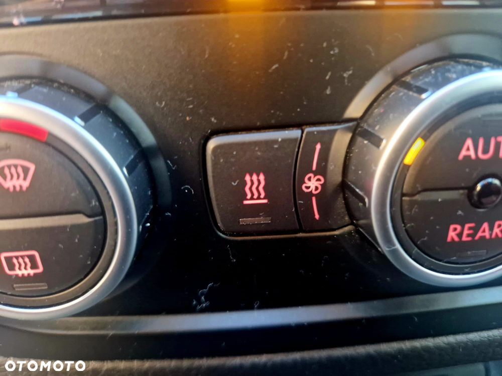 Seat Alhambra 2.0 TDI Style 4x4 - 28