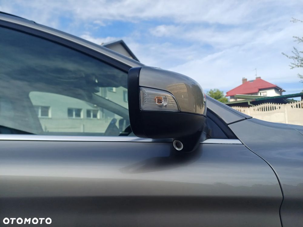Volvo XC 60 2.4D AWD Momentum - 28