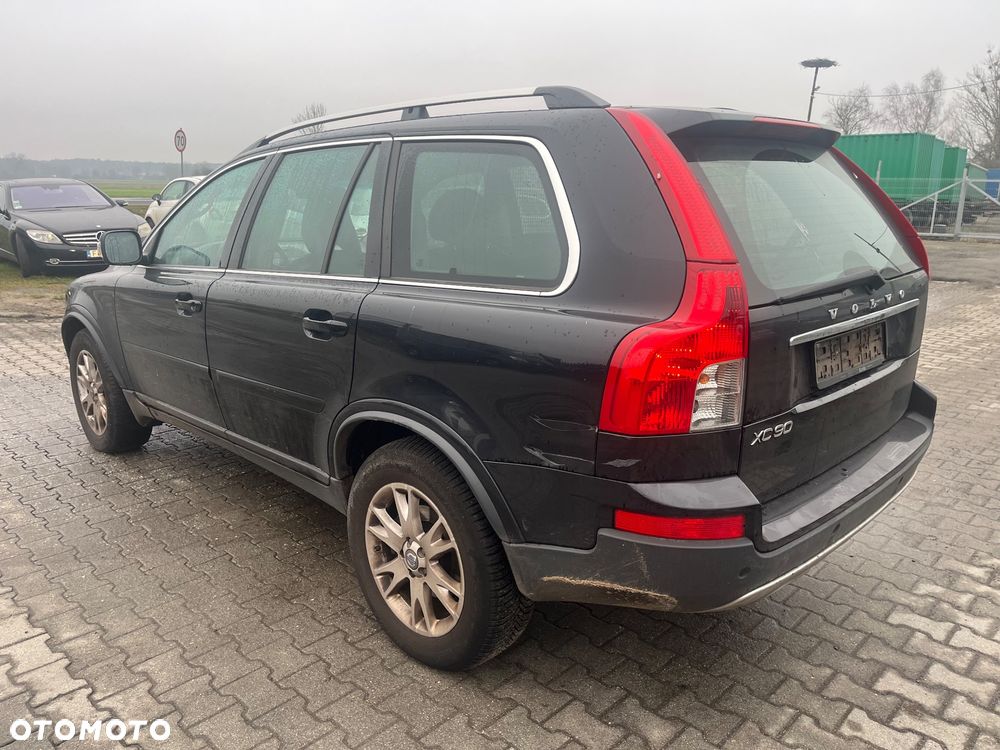 Volvo XC 90 - 2