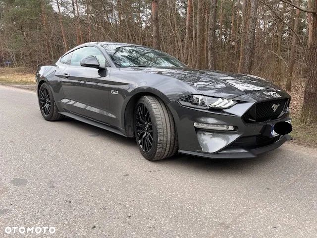 Ford Mustang 5.0 V8 GT - 2