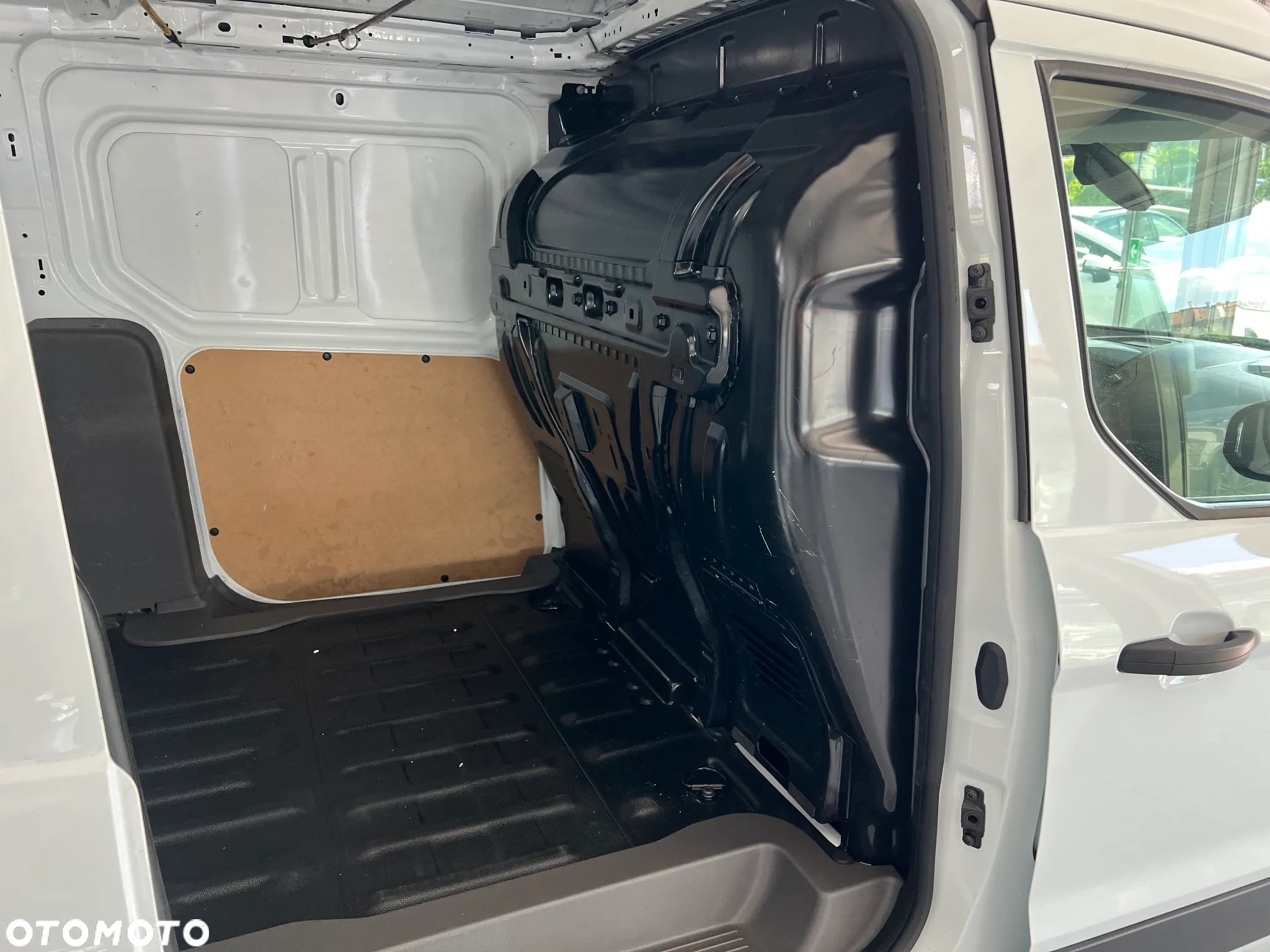 Ford Connect - 19