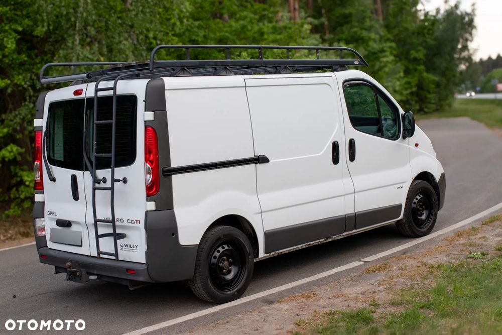 Opel Vivaro - 12