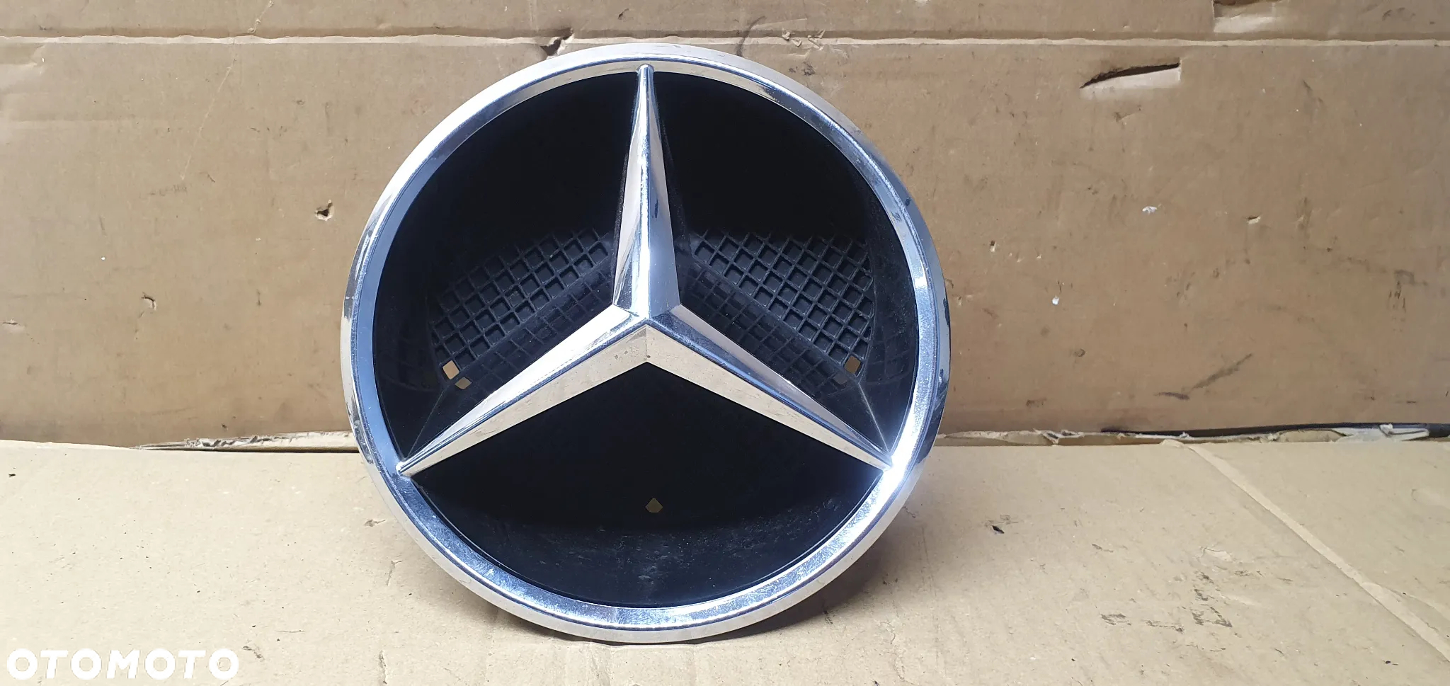 Znaczek emblemat logo przód Mercedes R-Klasa R251 - 5