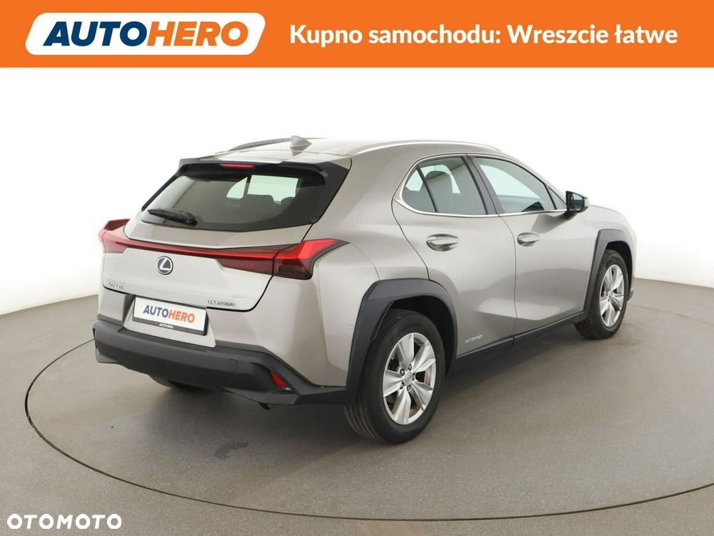 Lexus UX 250h Business Edition - 8