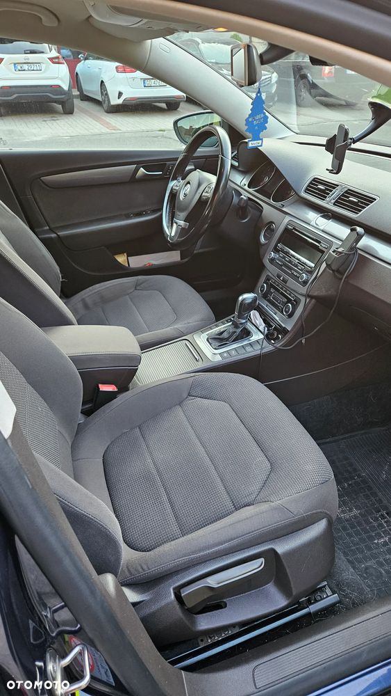 Volkswagen Passat 2.0 TDI DPF Comfortline DSG - 16