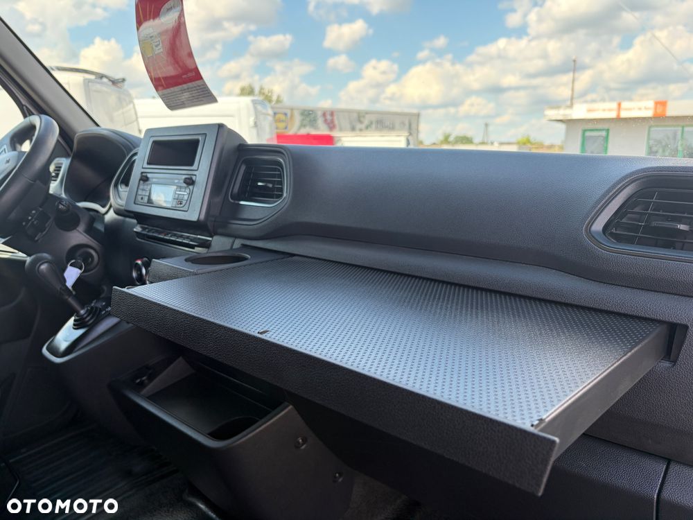 Renault Master - 24