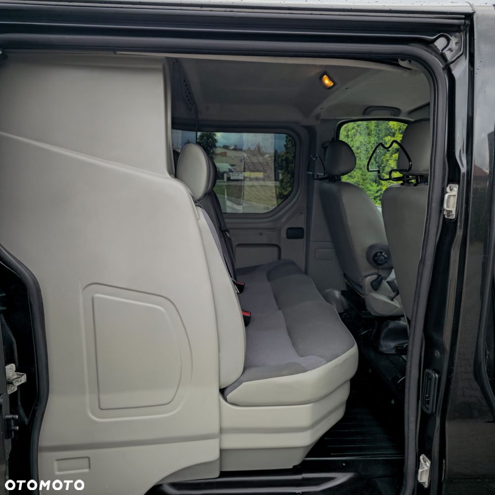 Opel Vivaro - 23