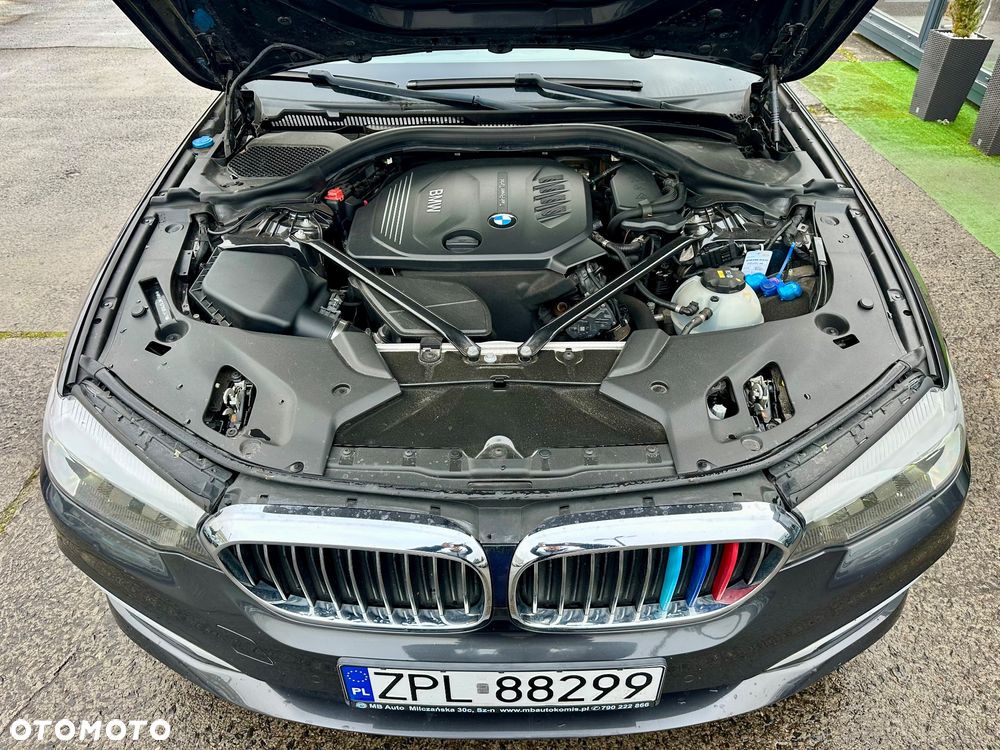 BMW Seria 5 520d - 31