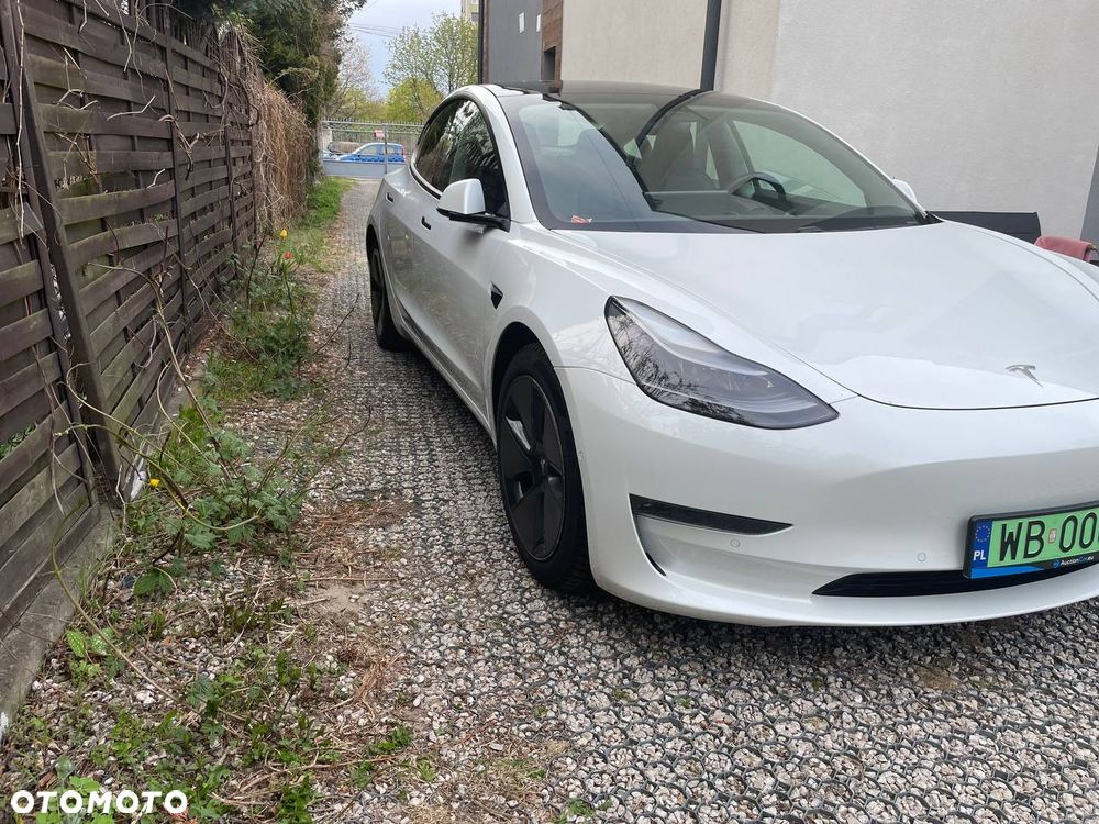 Tesla Model 3 Langstreckenbatterie Allradantrieb Dual Motor - 2