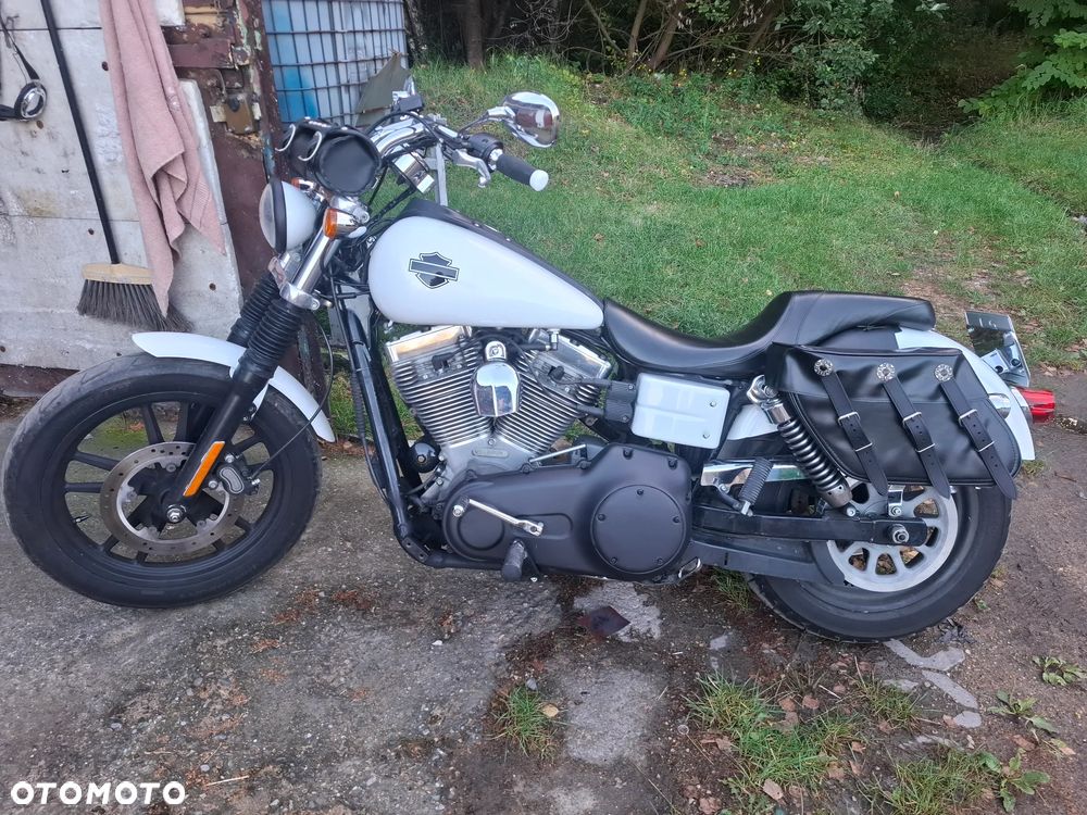 Harley-Davidson Dyna Super Glide - 1
