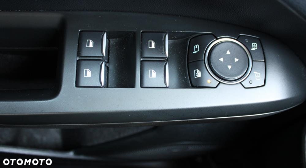 Ford Focus - 12