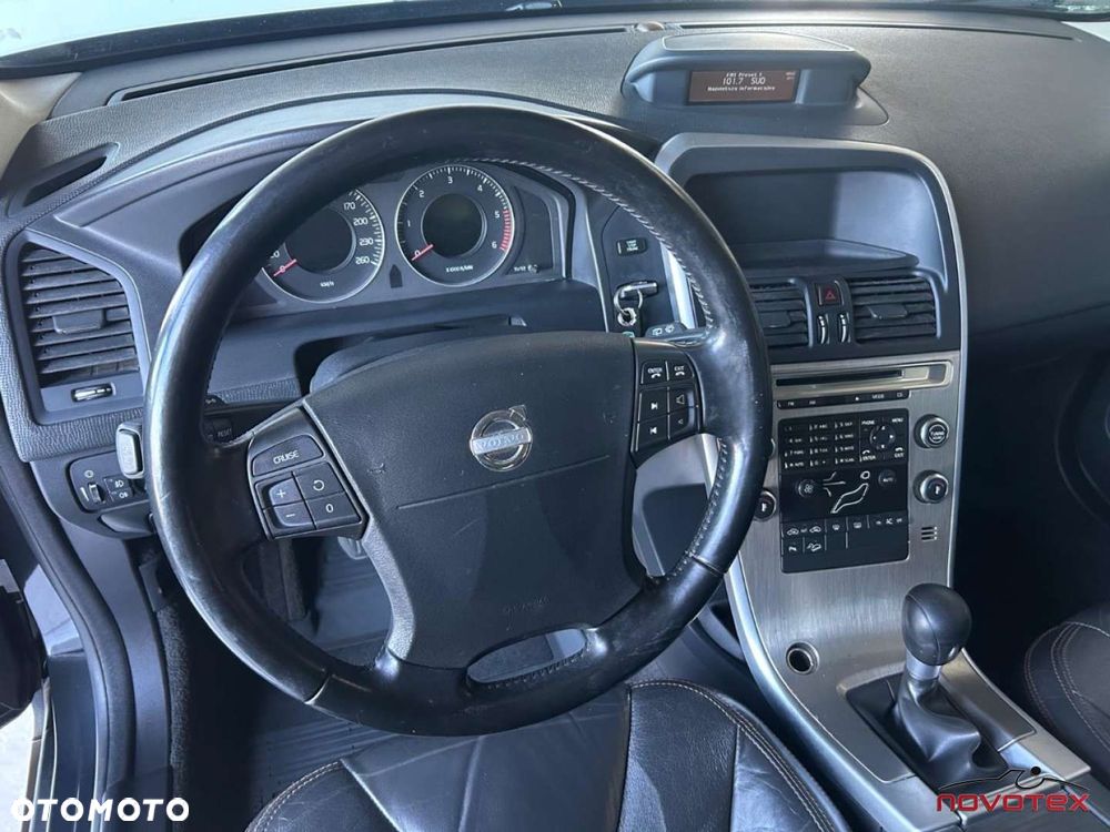 Volvo XC 60 - 10