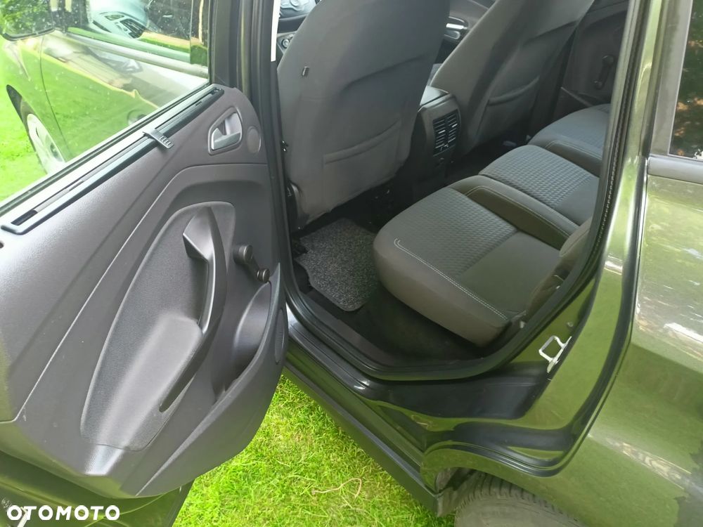 Ford C-MAX - 24