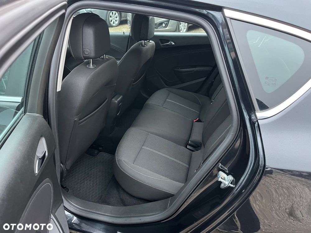 Opel Astra 1.4 Turbo Cosmo - 19