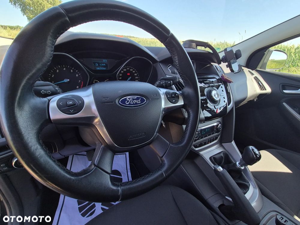 Ford Focus 1.0 EcoBoost Titanium - 3