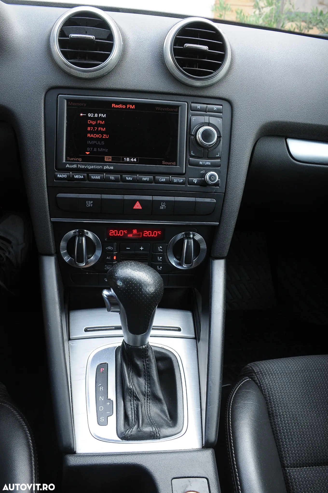 Audi A3 2.0 TDI S-Tronic Attraction - 11