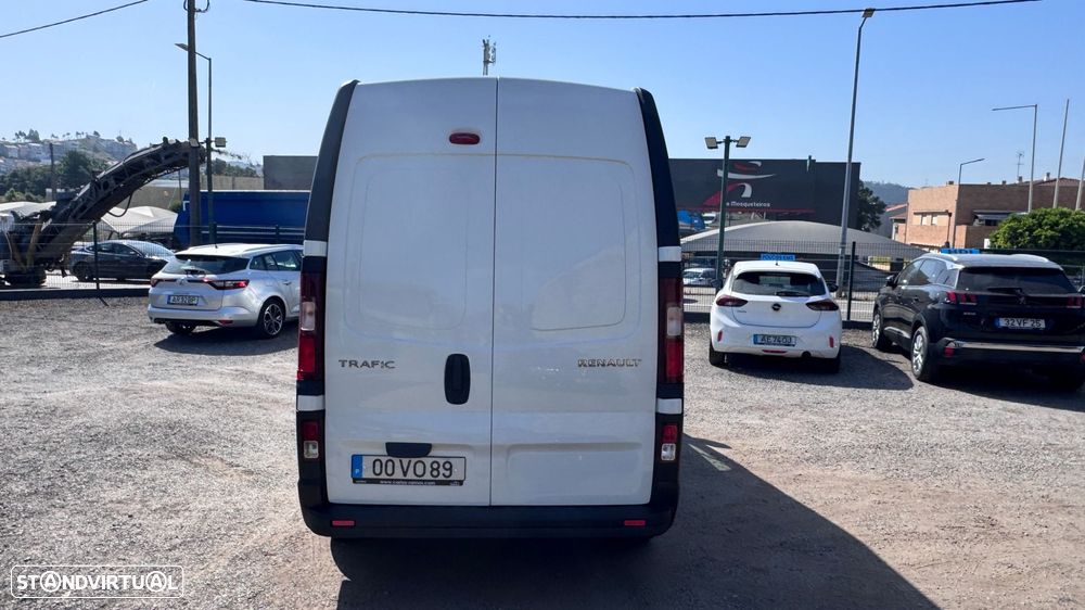 Renault Trafic 1.6 dCi L2H1 1.2T SS - 9
