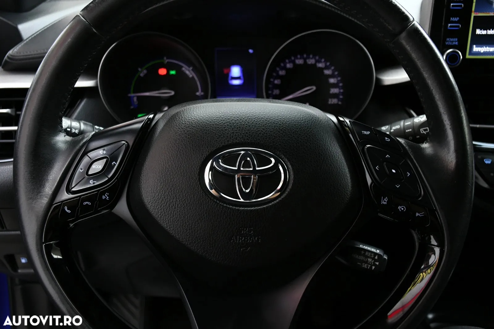 Toyota C-HR - 11