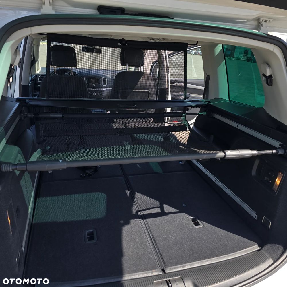 Volkswagen Sharan - 11