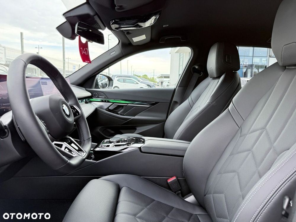 BMW Seria 5 - 23