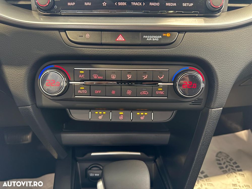 Kia XCeed 1.6 T-GDI 7DCT City - 22