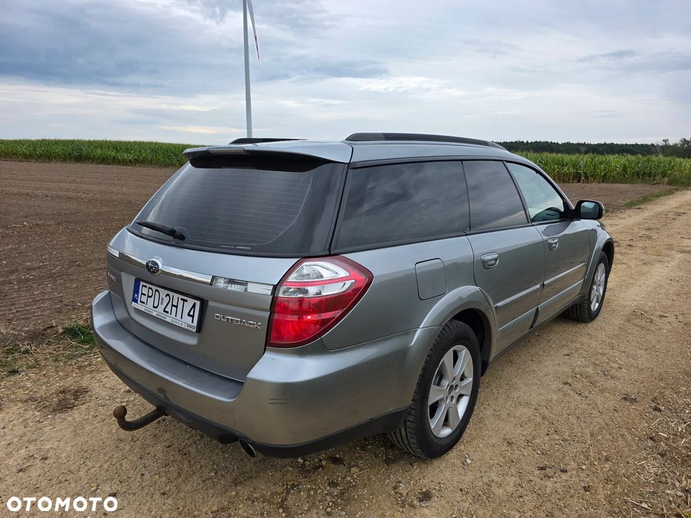 Subaru Outback 2007 photo 5