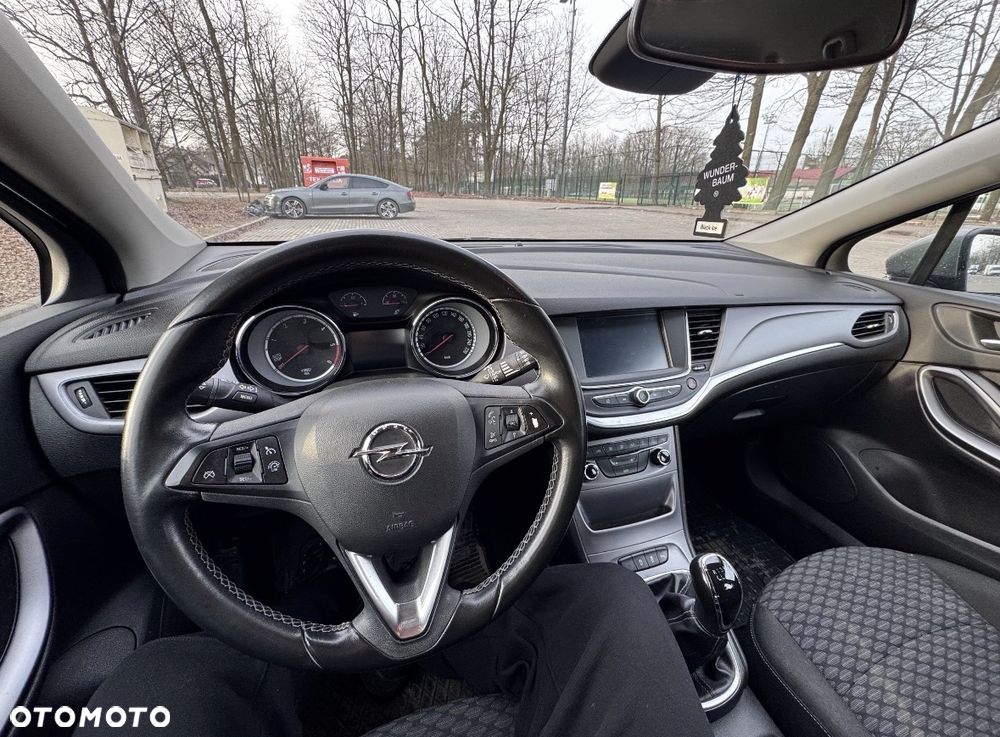 Opel Astra - 9