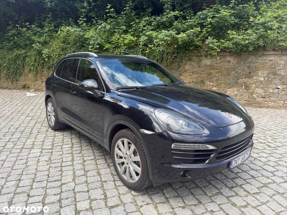 Porsche Cayenne - 1
