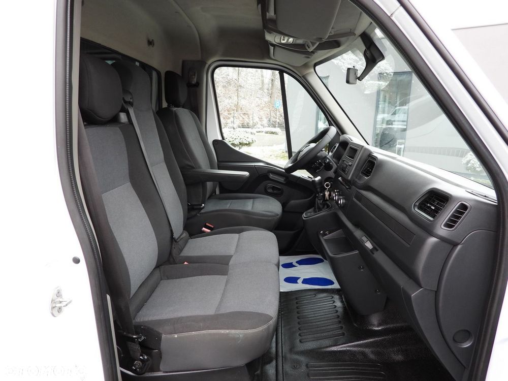 Renault MASTER PLANDEKA 10 PALET TEMPOMAT LEDY PNEUMATYKA KLIMATYZACJA  165KM - 36