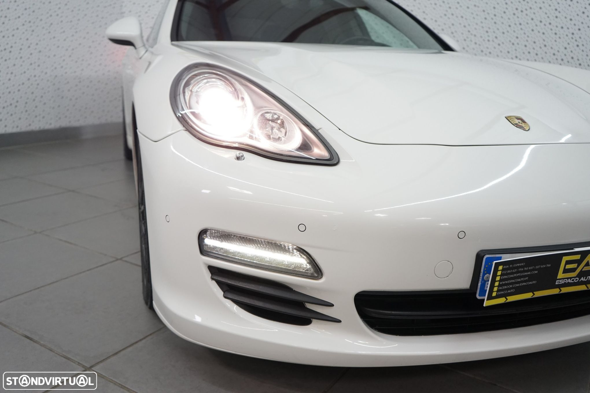Porsche Panamera Platinum Edition - 3