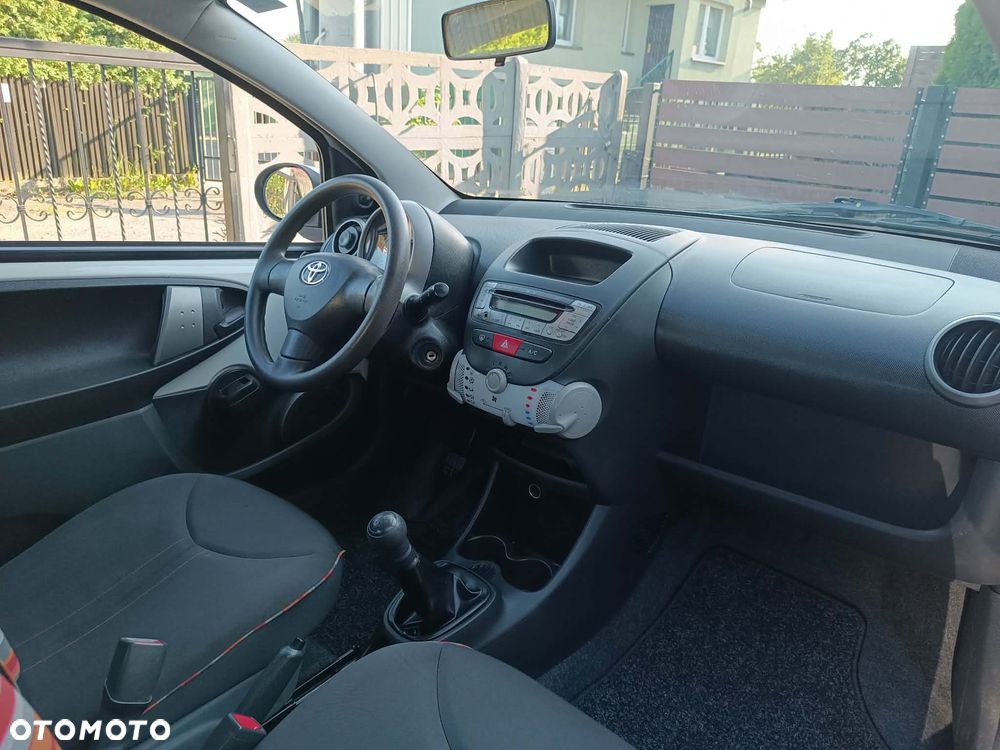 Toyota Aygo Cool&Go - 18