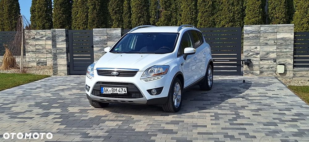 Ford Kuga 2.0 TDCi 2x4 Titanium - 2